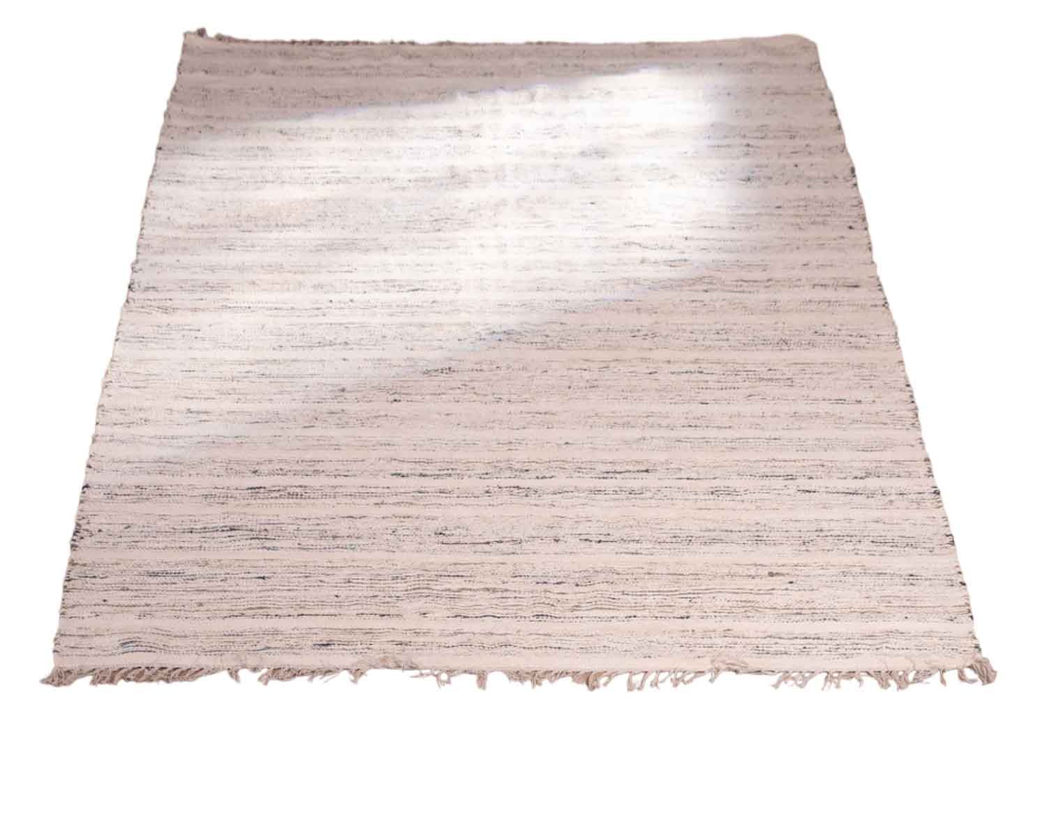 Alfombra tejida a mano en algodón y yute con flecos, 120 x 180 cm, «Solira»