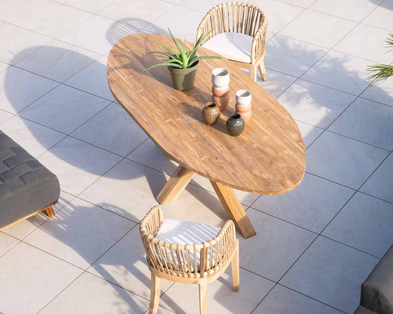 Silla de jardín de teca y ratán «Wilma»
