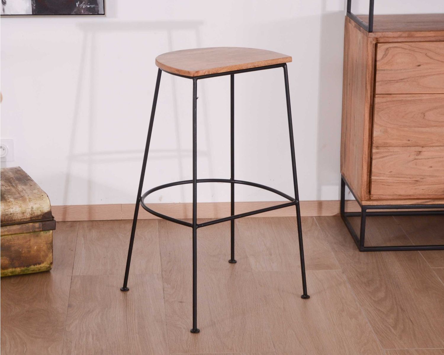 Taburete de bar de metal y madera «Caractère»