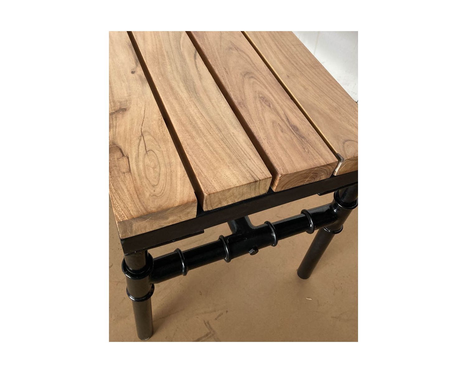 Banco industrial de madera maciza de acacia y metal «Garden»