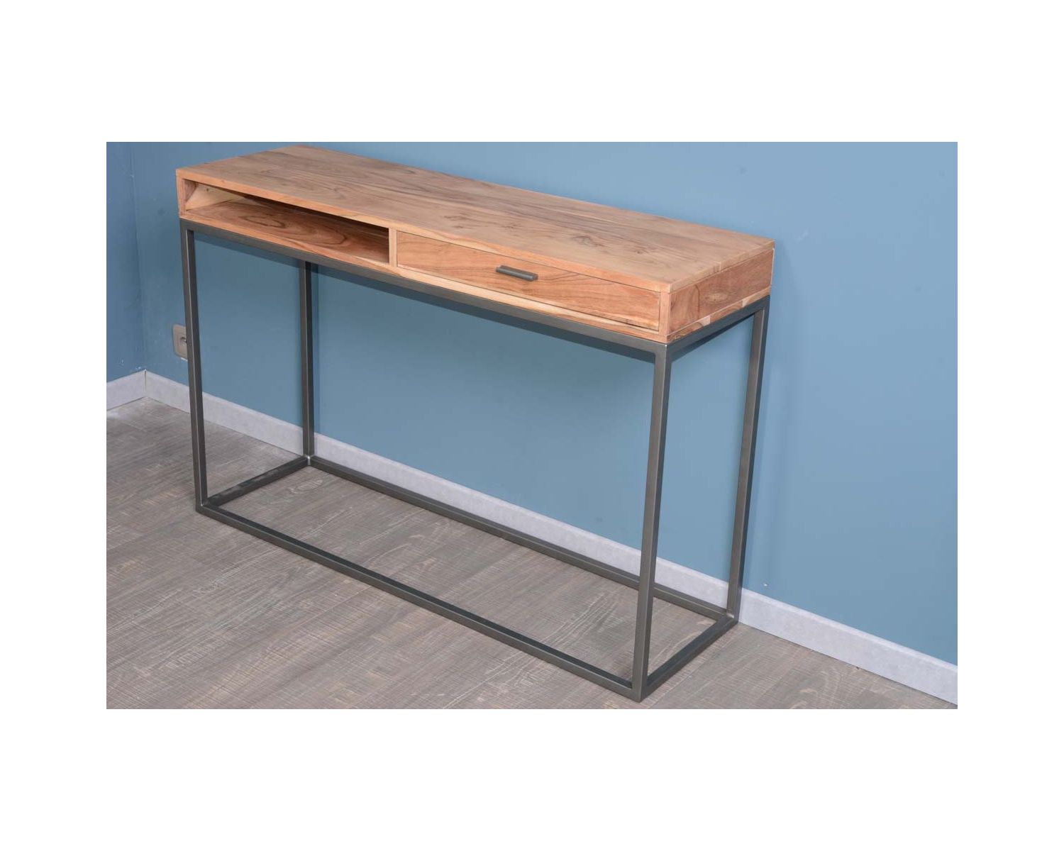 Consola con espacio de almacenamiento de metal y madera «Zen»