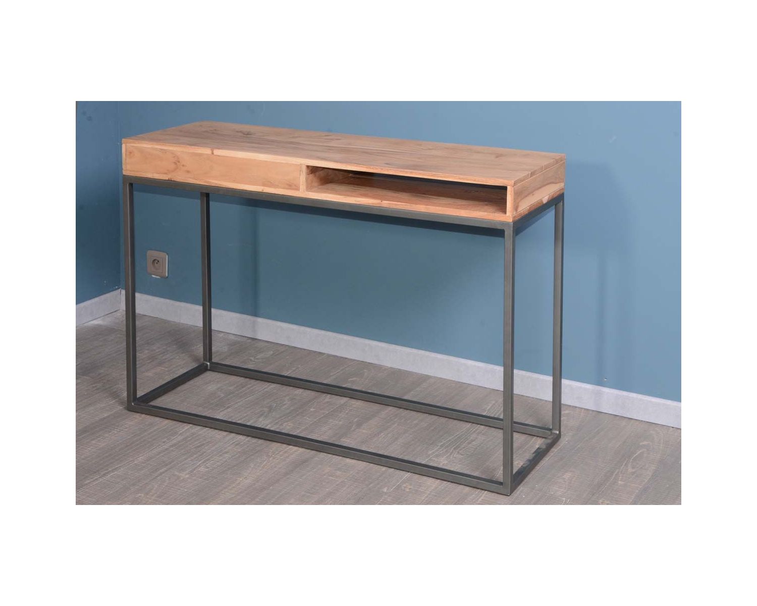 Consola con espacio de almacenamiento de metal y madera «Zen»