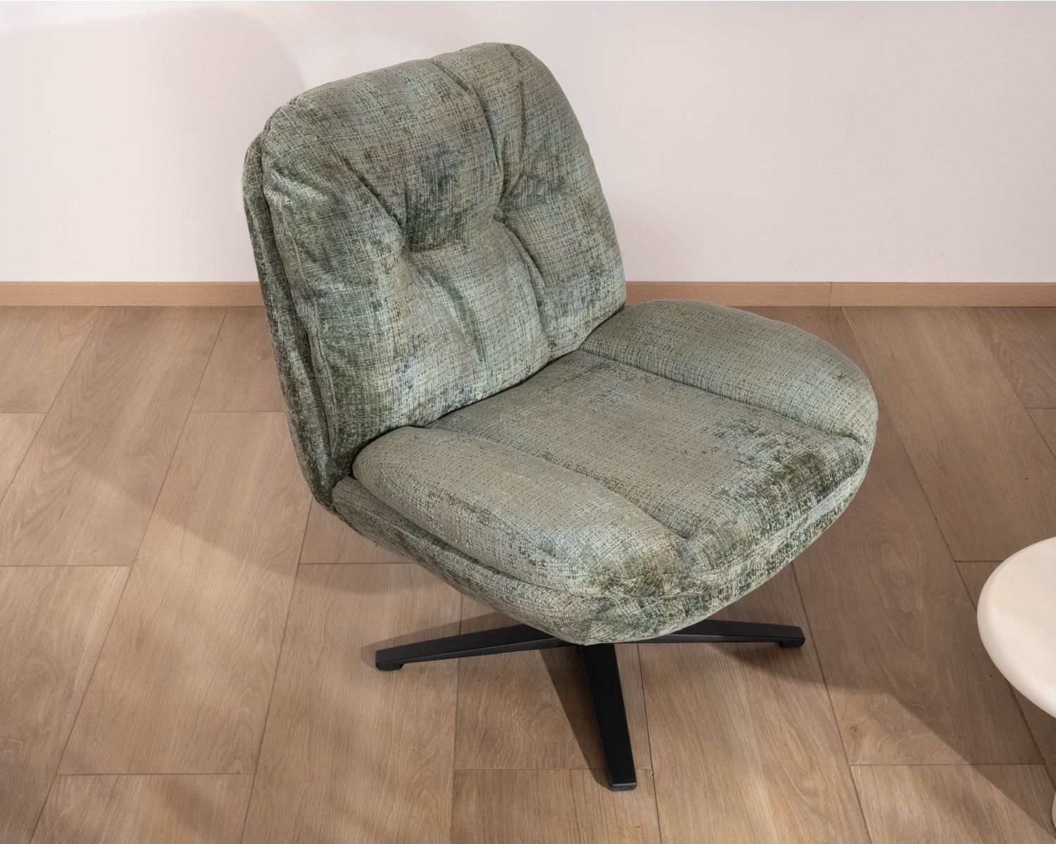Sillón envolvente de estilo vintage en verde salvia «Panama», giratorio 360°