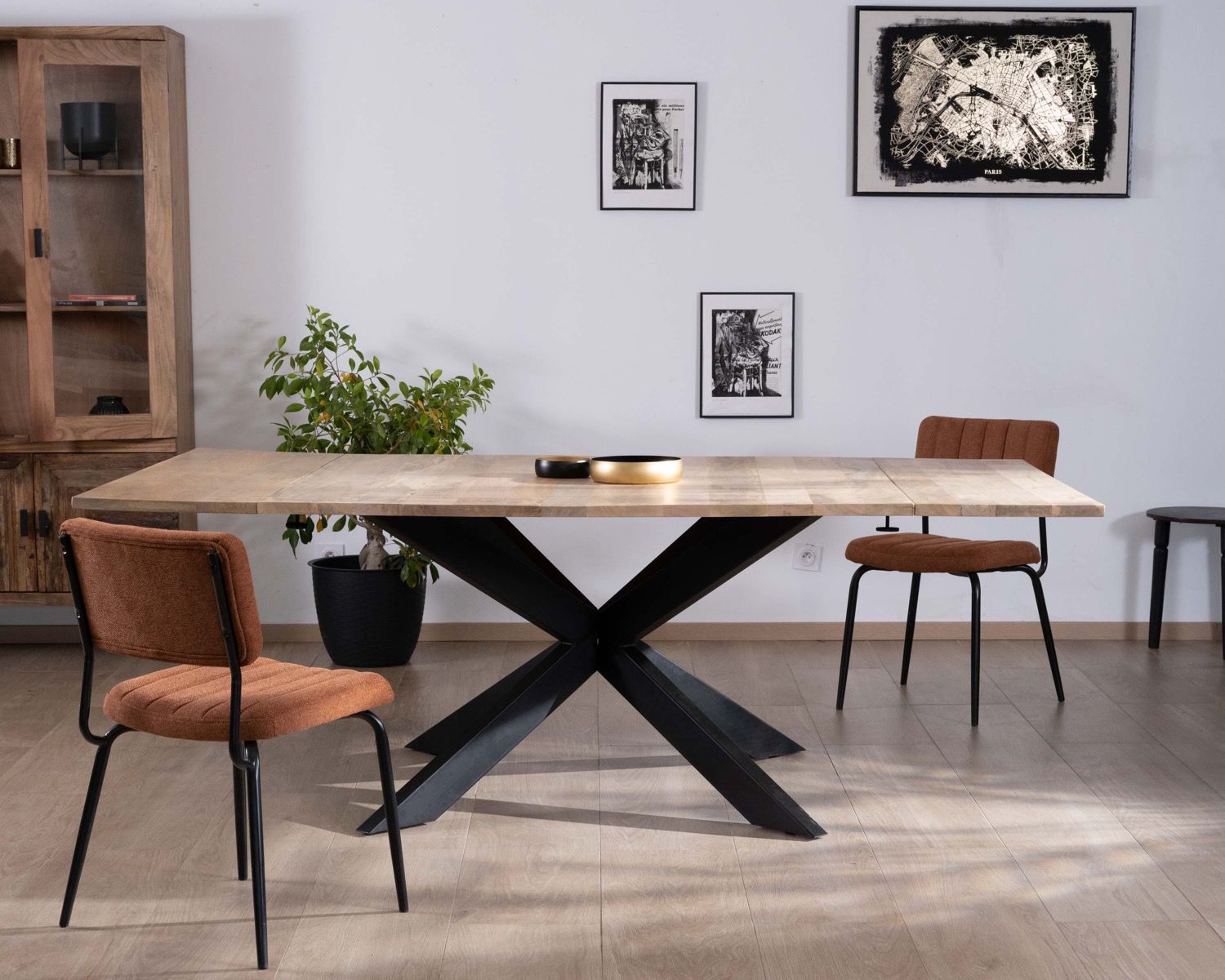Mesa de comedor cuadrada de 120 x 120 cm, estilo industrial, de madera de mango y metal, modelo «Haden», con extensiones