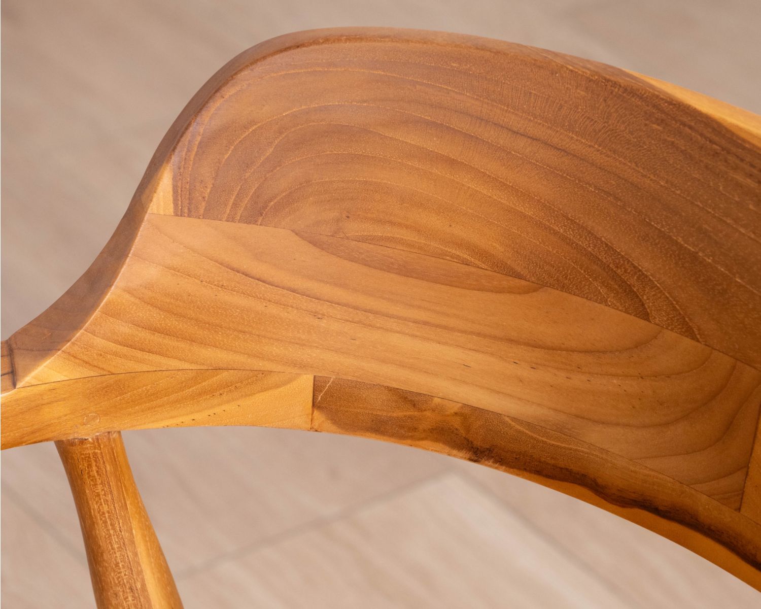 Lote de 2 sillas de comedor de diseño retro «Vicenza» de teca maciza