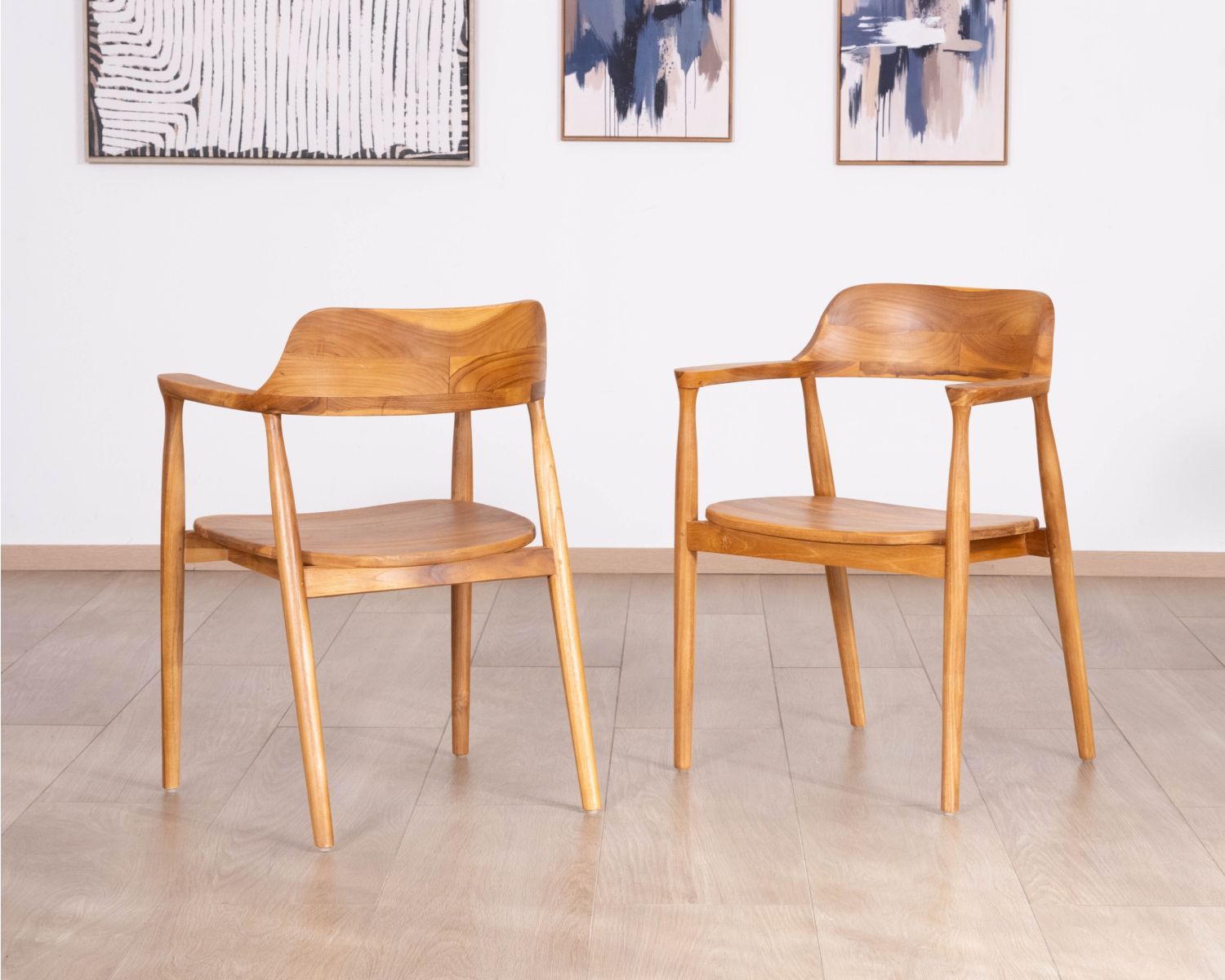 Lote de 2 sillas de comedor de diseño retro «Vicenza» de teca maciza