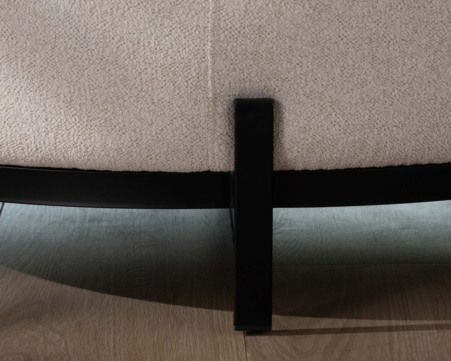 Sillón redondo de 120 cm en tela blanca jaspeada y cojines de terciopelo acanalado «Sweet Culture»