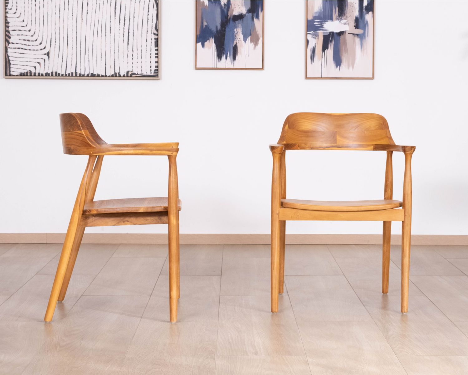 Lote de 2 sillas de comedor de diseño retro «Vicenza» de teca maciza