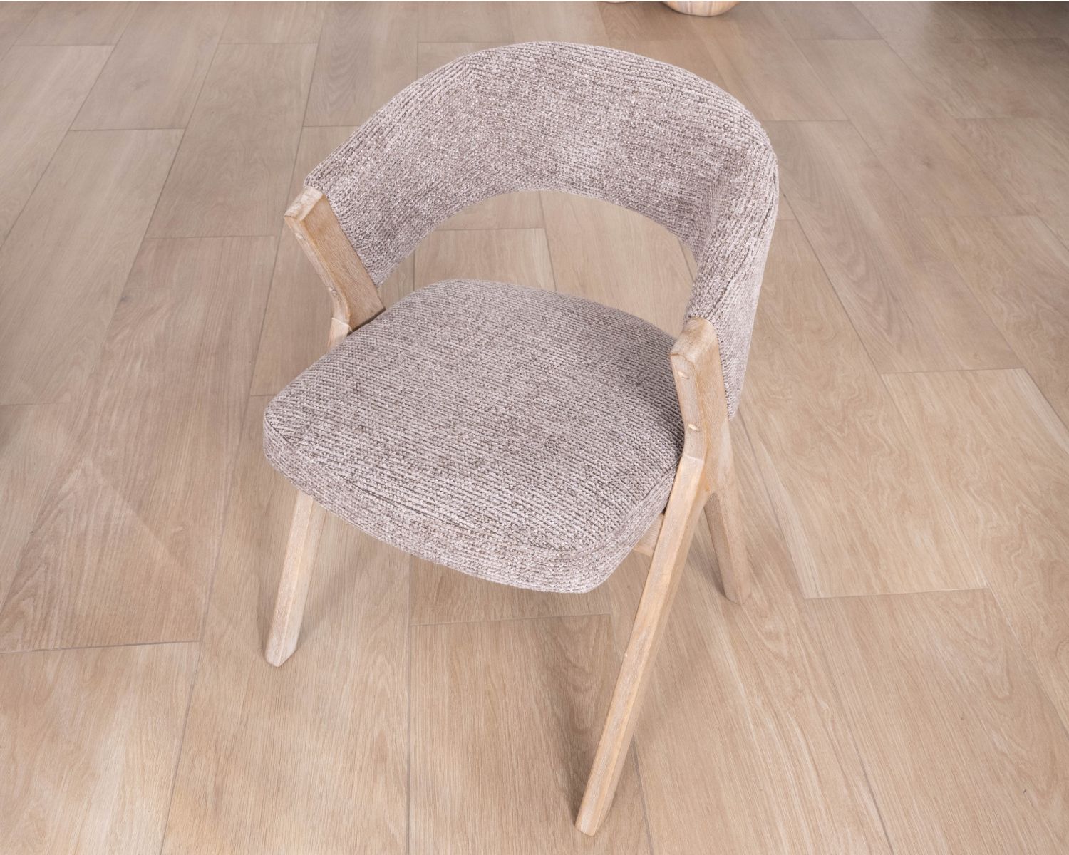 Lote de 2 sillas de comedor de diseño orgánico «Kyara» en tela cruda tejida