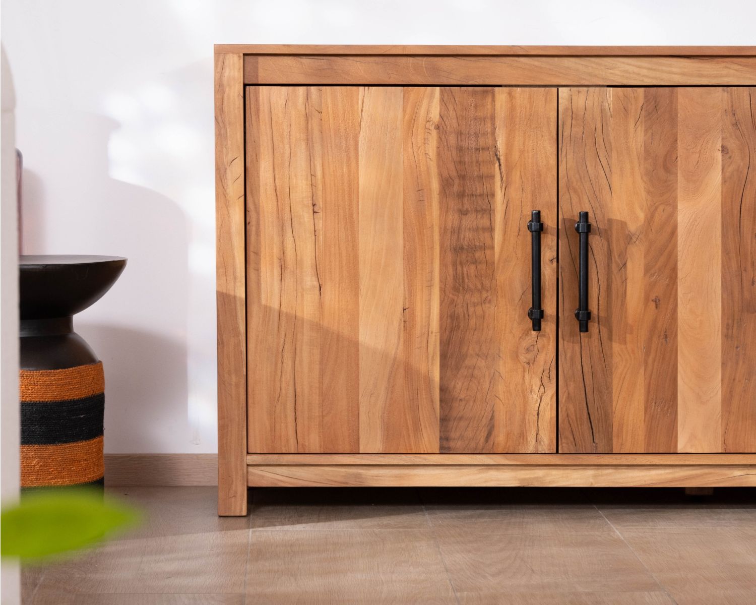 Aparador de estilo rústico de 170 cm, fabricado en madera reciclada «Mokal»