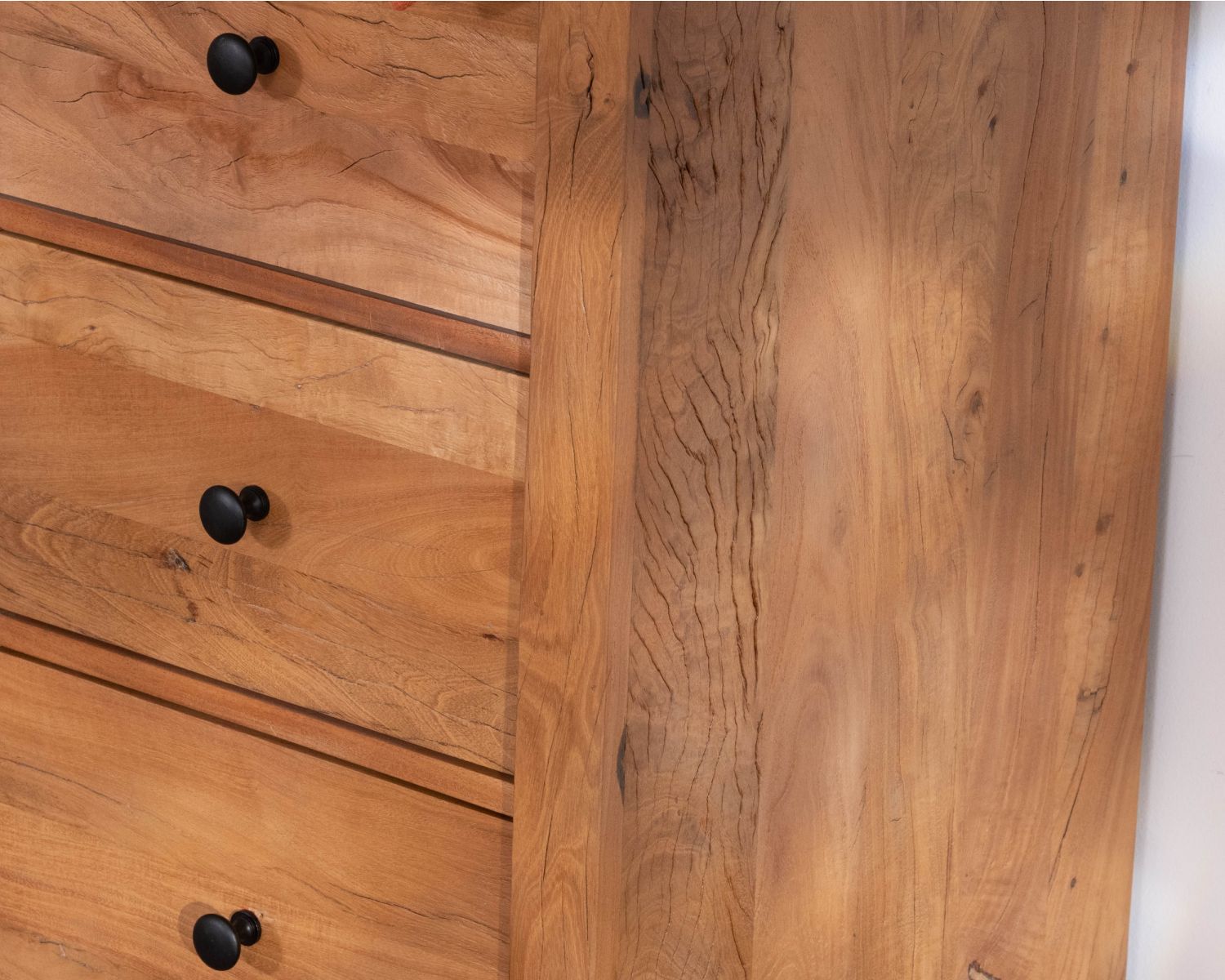 Mueble bajo lavabo de 80 cm de madera reciclada «Mokal», con estilo rústico