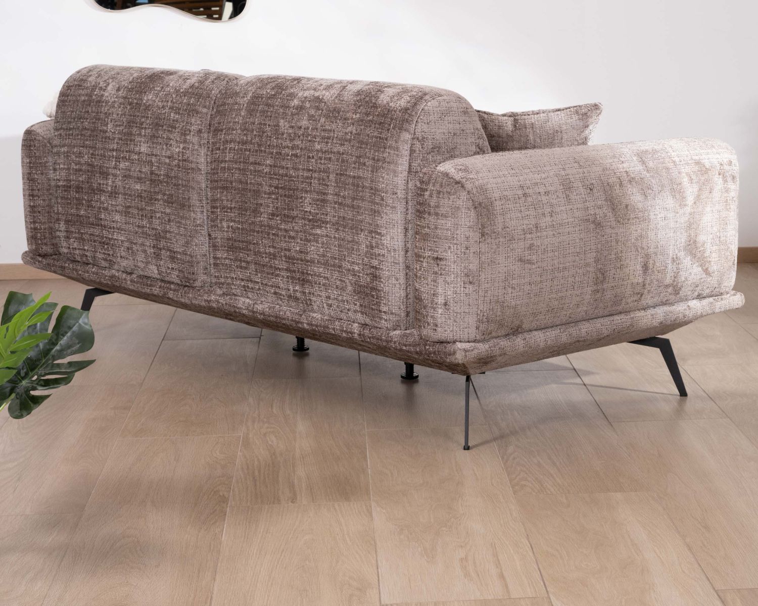 Sofá de 3 plazas de estilo retro en tejido de chenilla suave de color gris ceniza «Paloma»