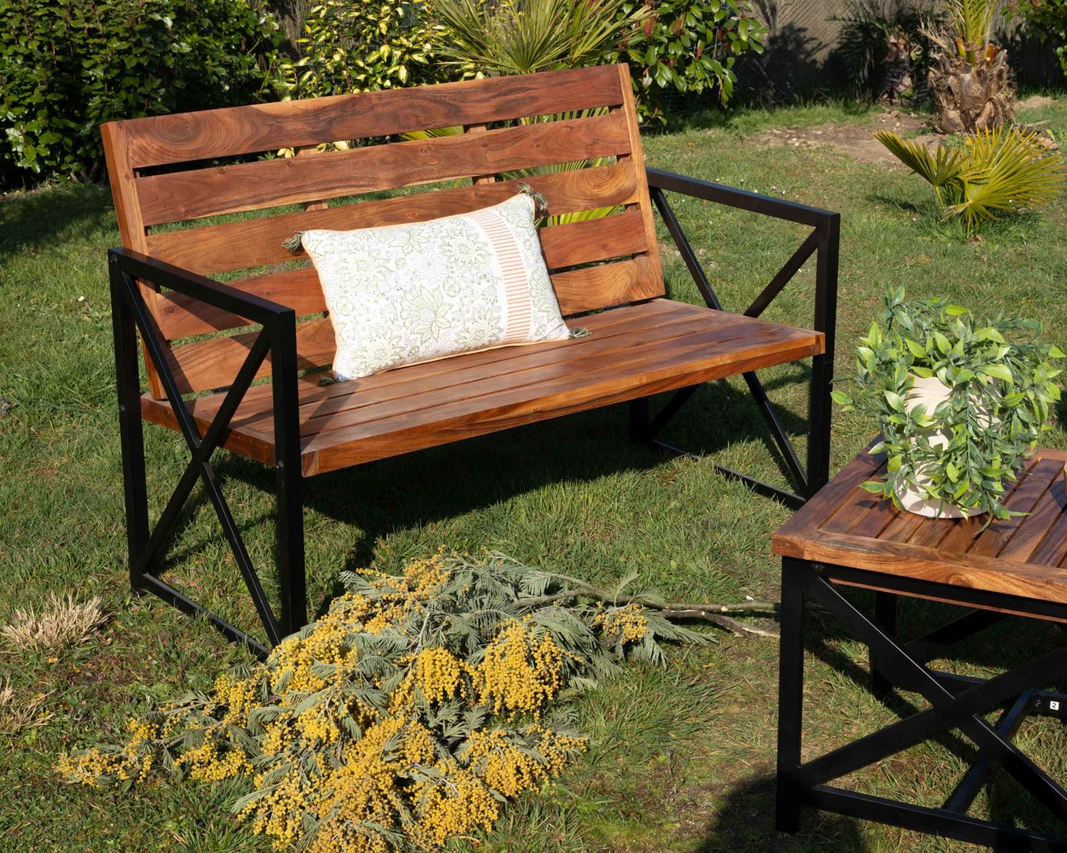 Banco de jardín de 120 cm de madera y metal «Gardénia»