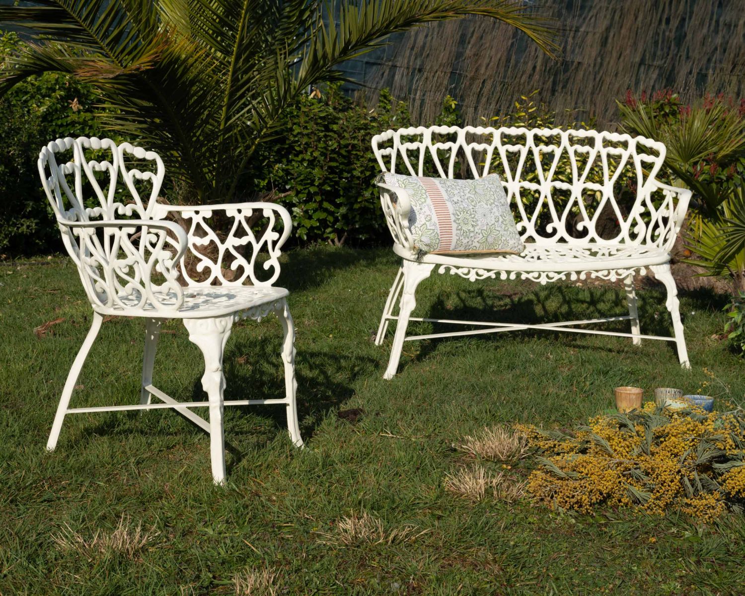 Silla de jardín de hierro fundido con acabado de hierro forjado blanco envejecido «Gardénia»