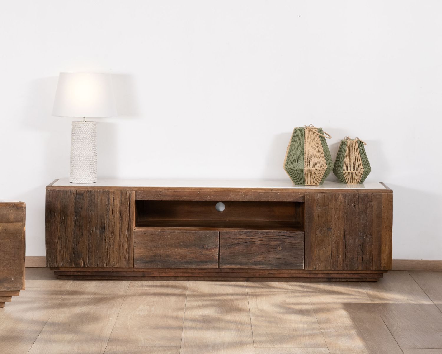 Mueble para la tele de 180 cm de madera reciclada y encimera de mármol blanco «Mood»