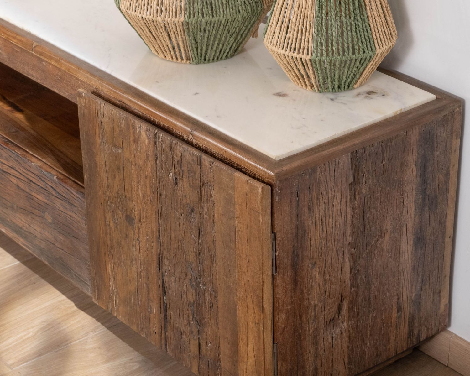 Mueble para la tele de 180 cm de madera reciclada y encimera de mármol blanco «Mood»