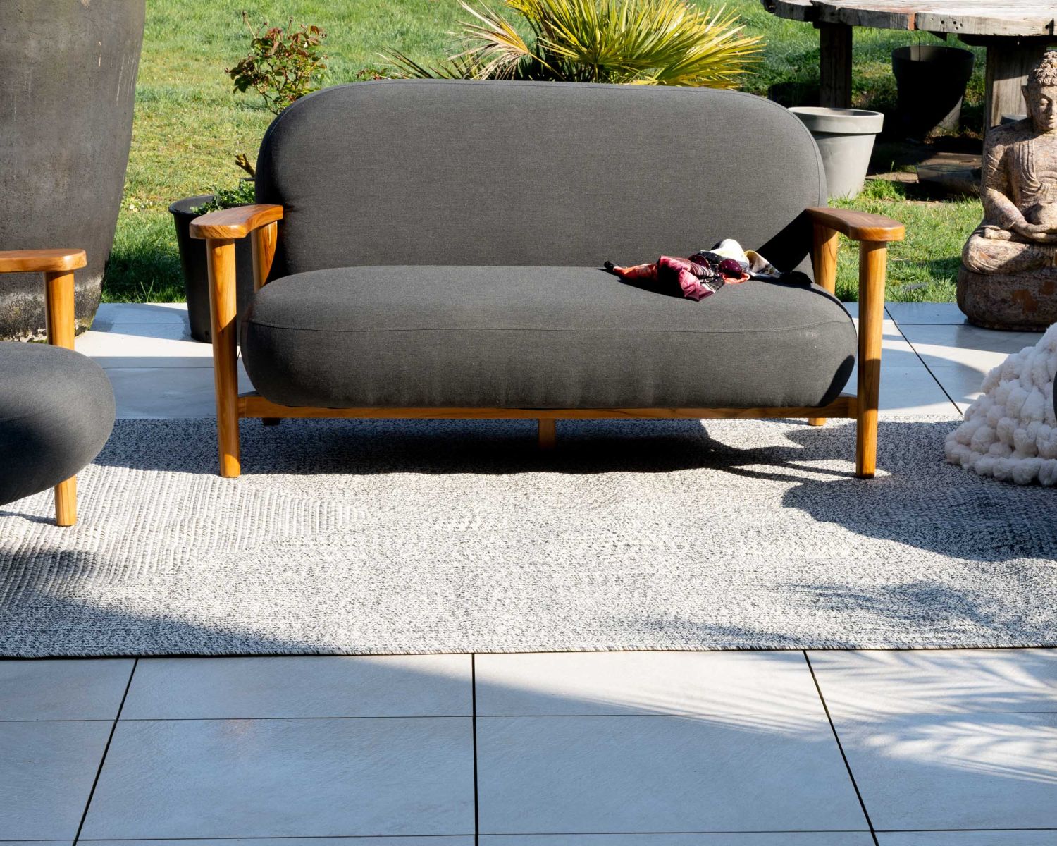 Conjunto de sofá y sillón de jardín de tela gris oscuro «Aristochair»