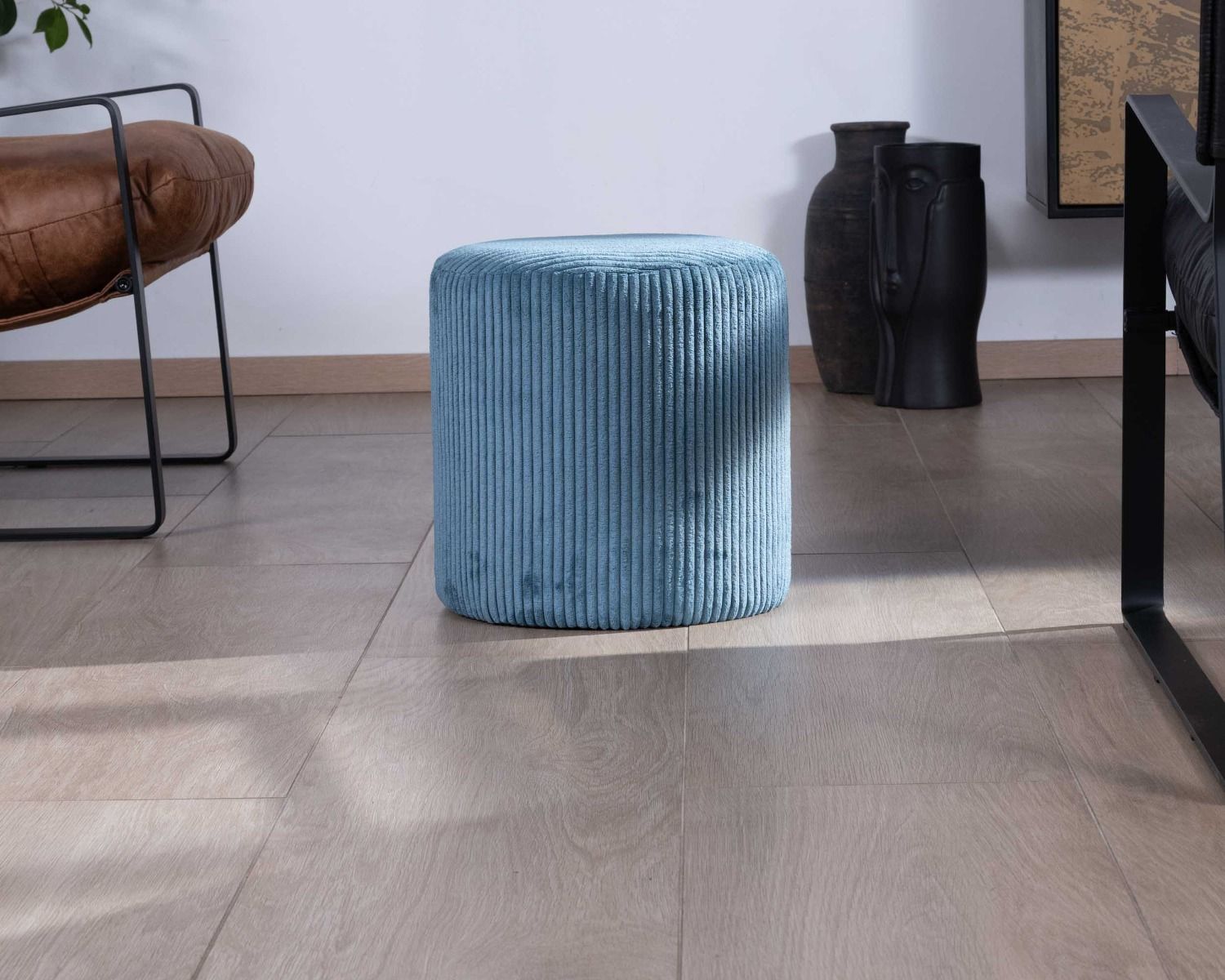 Lote de 2 pufs de color azul petróleo de terciopelo acanalado «Snaw», de 35 cm de diámetro