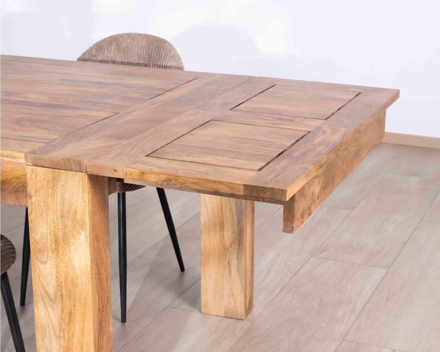 Mesa de comedor extensible de madera de mango oscuro «Jappy», de 160 a 250 cm
