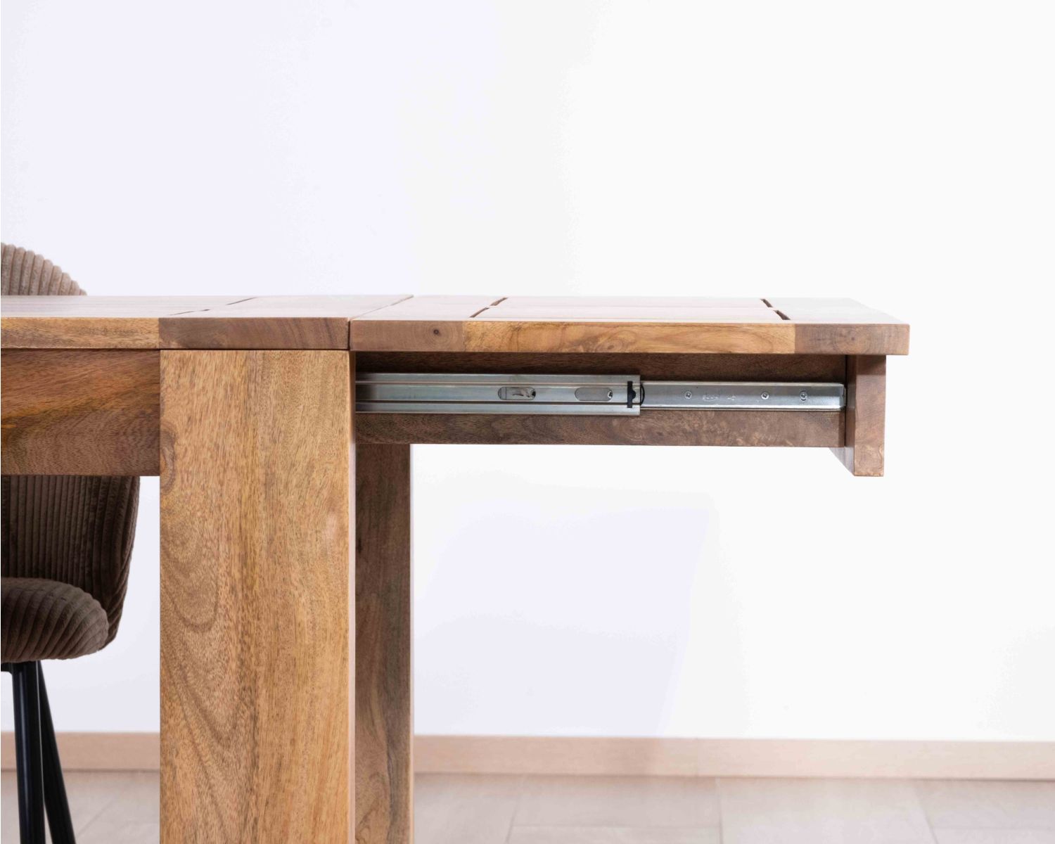 Mesa de comedor extensible de madera de mango oscuro «Jappy», de 160 a 250 cm