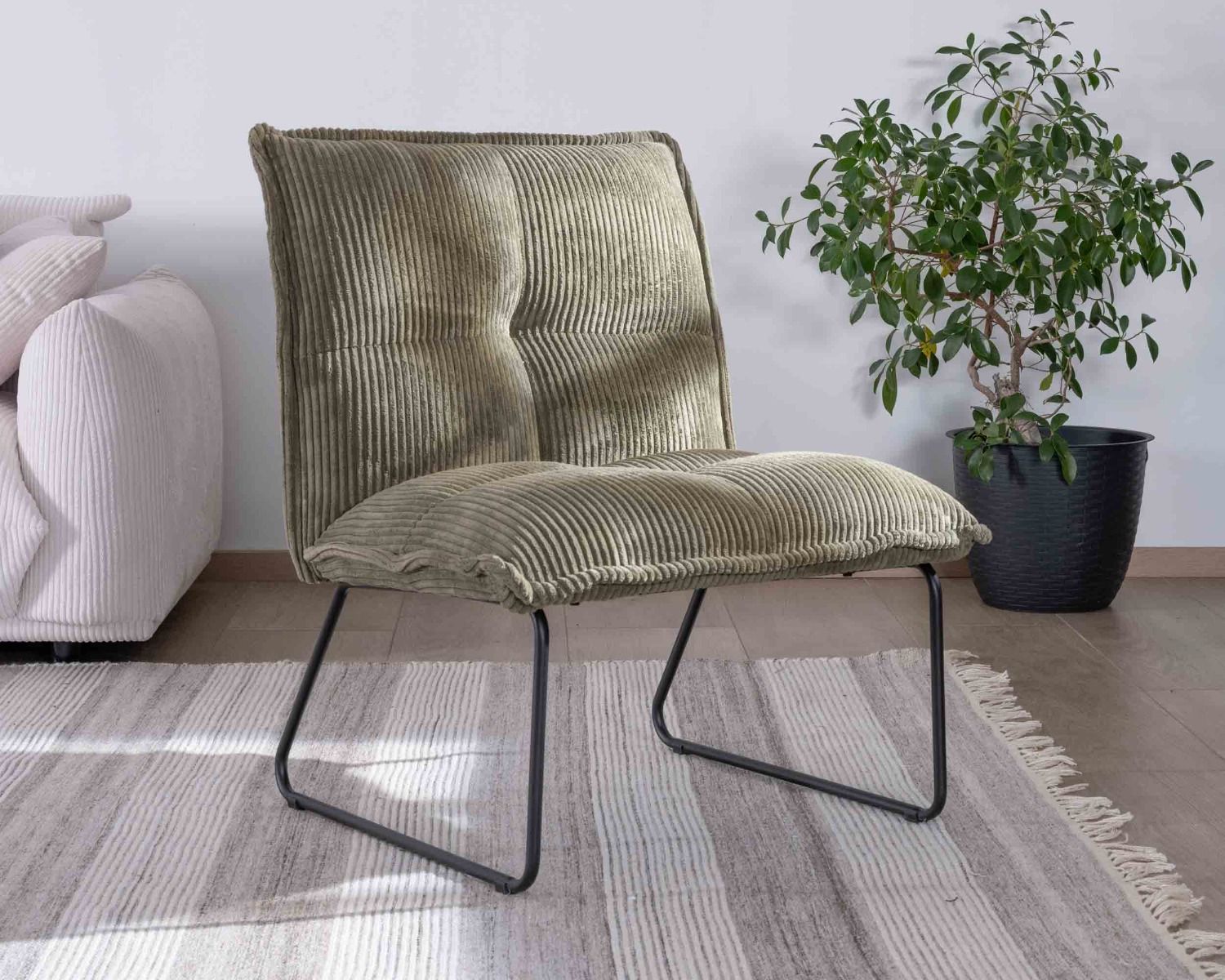 Lote de 2 sillones sin reposabrazos de terciopelo acanalado de color caqui «Calvin»