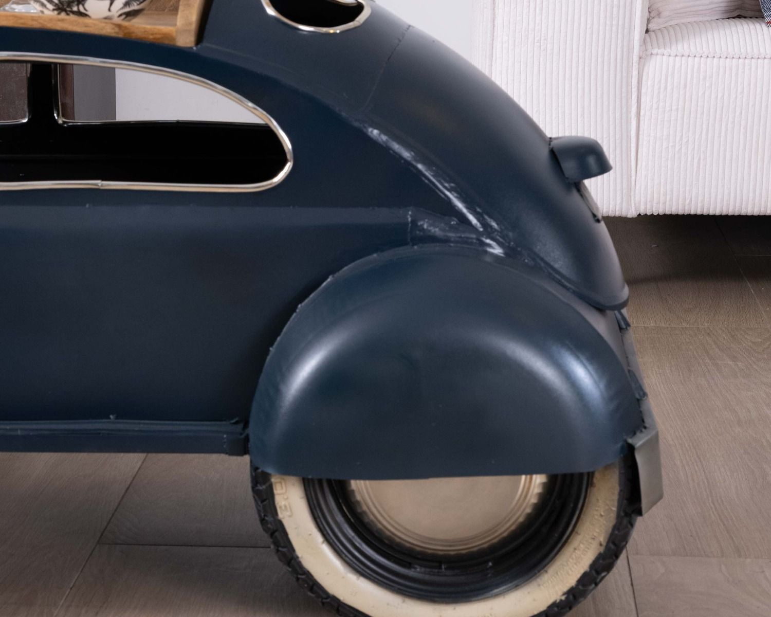 Original mesa de centro con forma de coche vintage azul «Crazy»