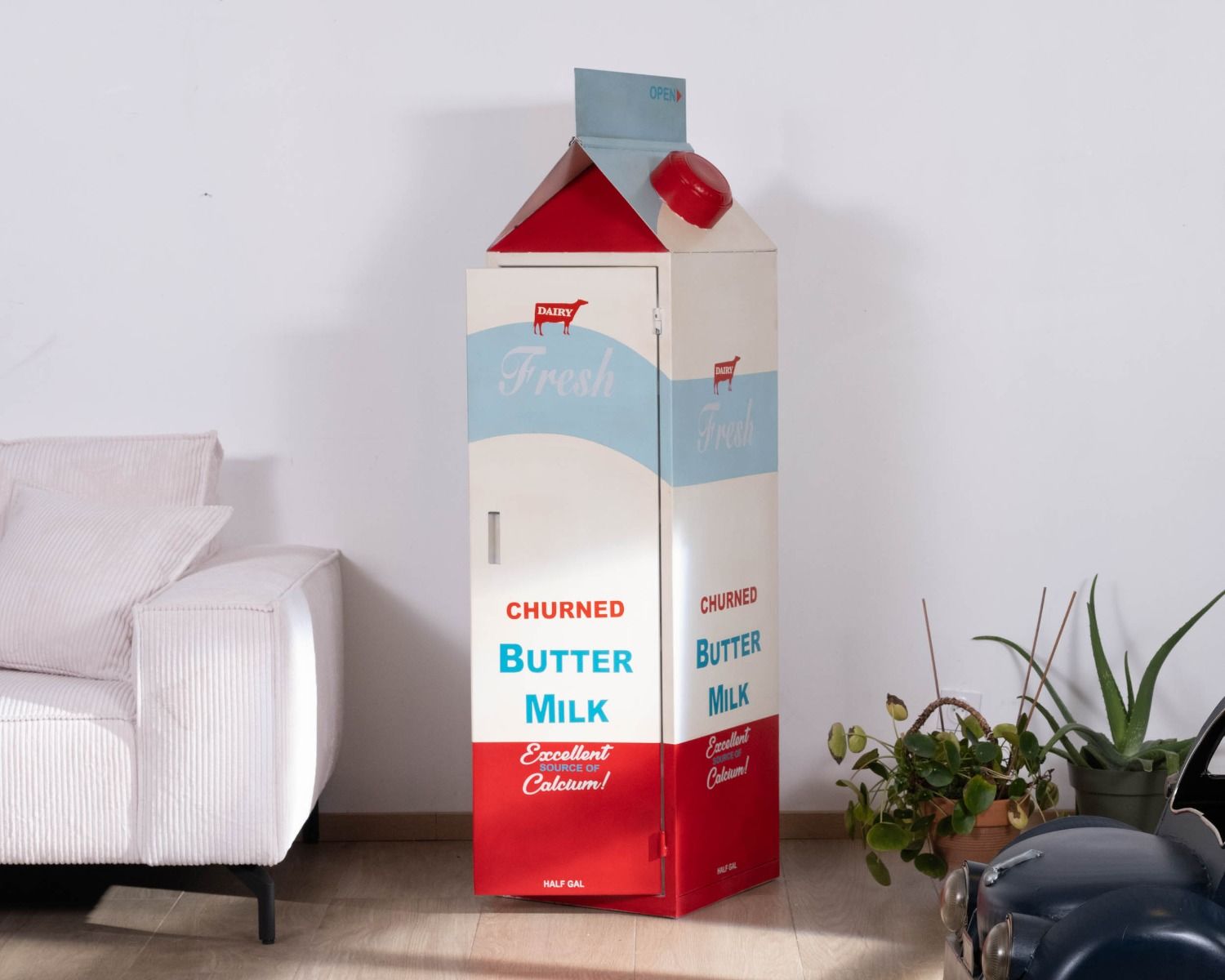 Mueble de almacenamiento original con forma de brick de leche Tetra Pak «Crazy»