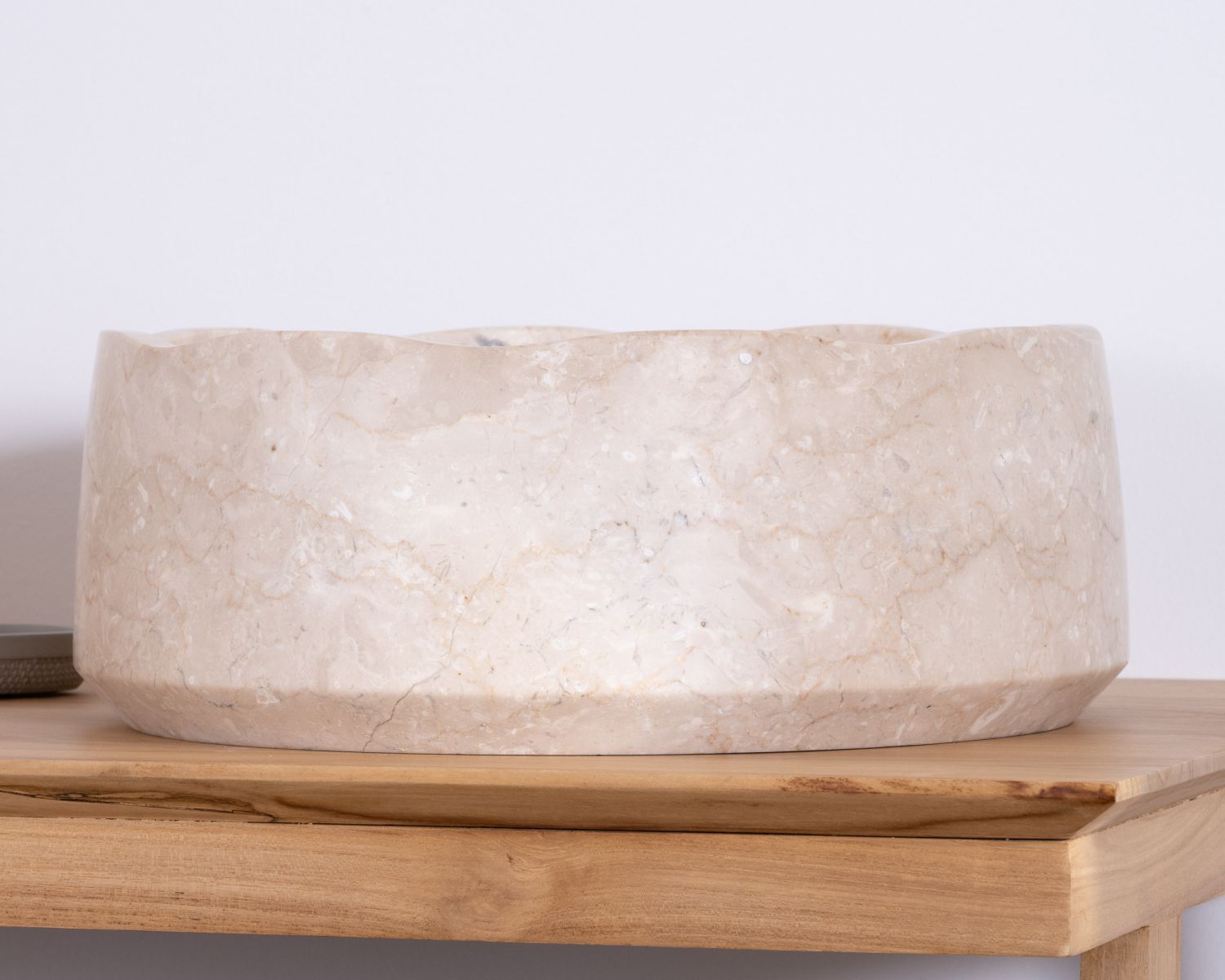 Lavabo redondo de mármol para encastrar, con un diseño minimalista «Stone»