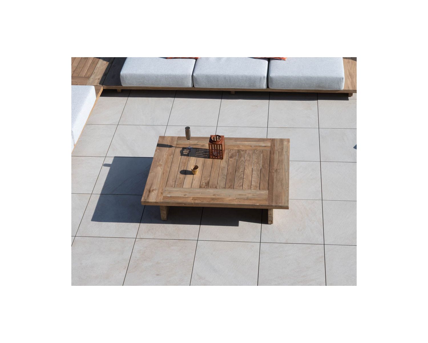 Gran mesa de centro de diseño «japandi» para exterior, de teca, modelo «Eclipse», 140 cm