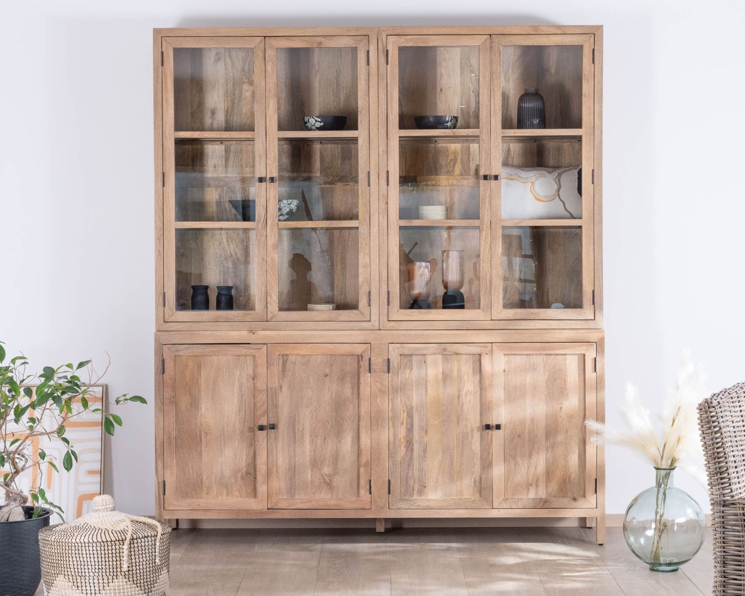 Gran aparador de madera de mango natural con puertas acristaladas «Maestro», 200 cm