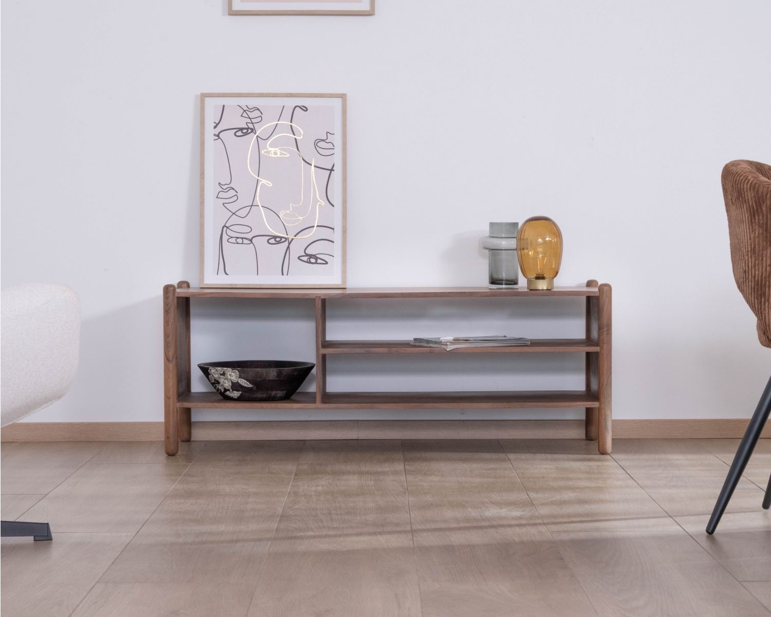Mueble para la tele de estilo «japandi» «Yona», de acacia maciza, 130 cm
