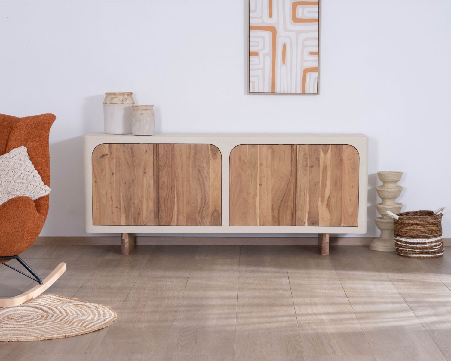Aparador bajo de 4 puertas, de estilo orgánico y contemporáneo, «Miona»