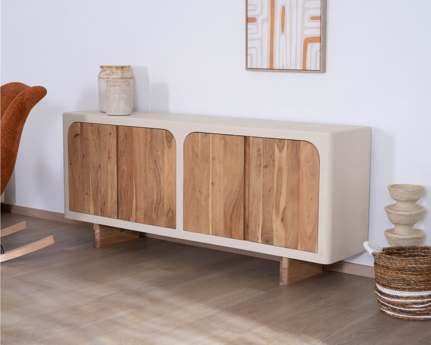 Aparador bajo de 4 puertas, de estilo orgánico y contemporáneo, «Miona»