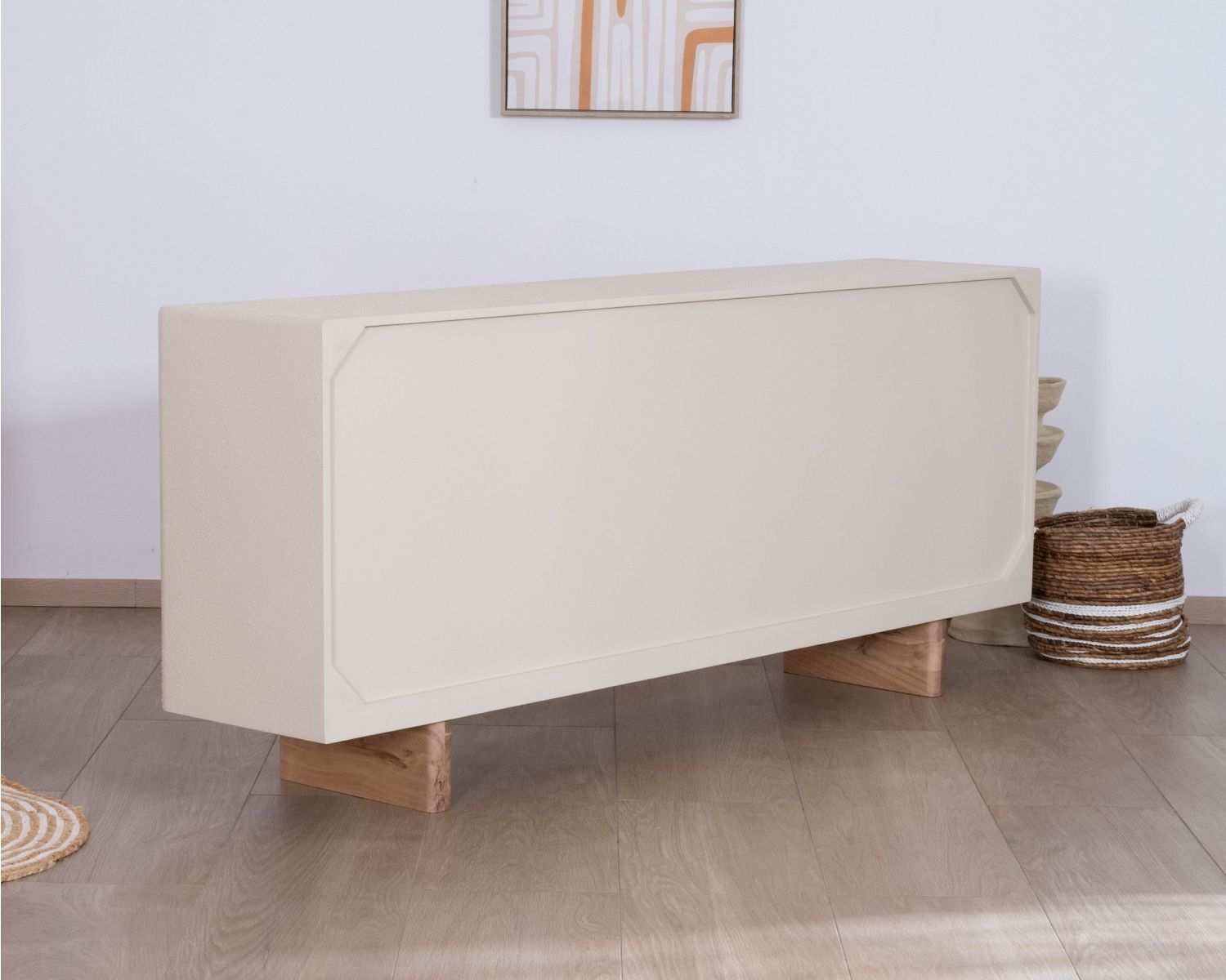 Aparador bajo de 4 puertas, de estilo orgánico y contemporáneo, «Miona»