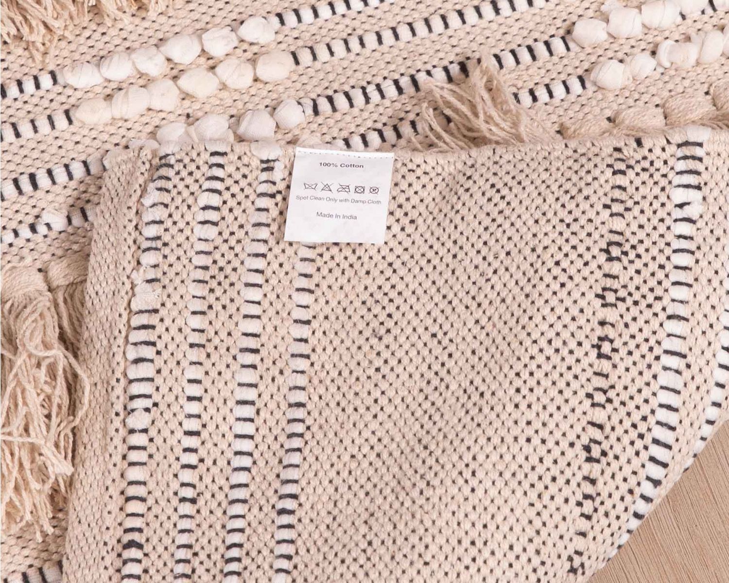 Alfombra decorativa de algodón texturizado en color beige «Matis», 120 x 180 cm
