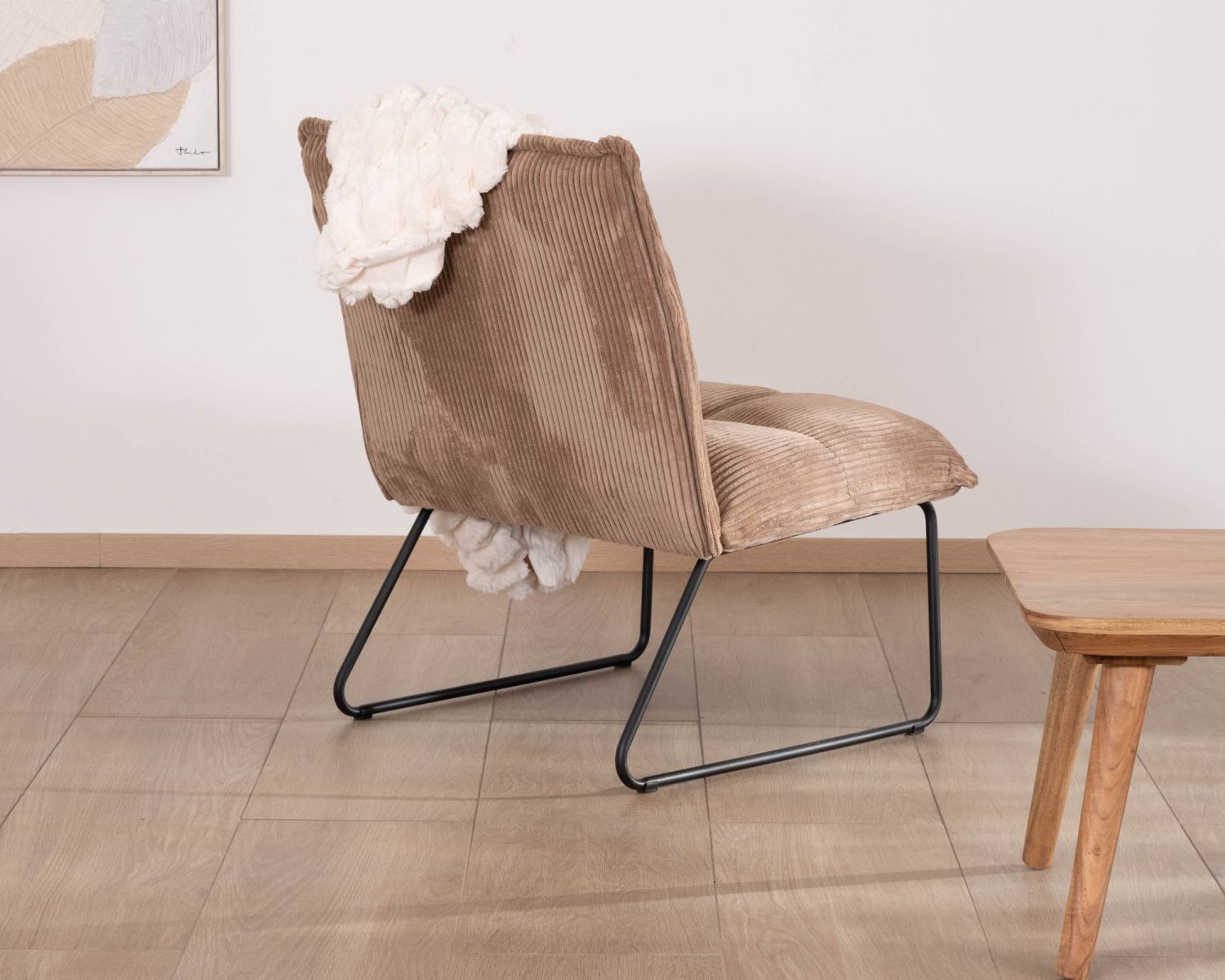 Lote de 2 sillones sin reposabrazos de terciopelo acanalado color camel «Calvin»