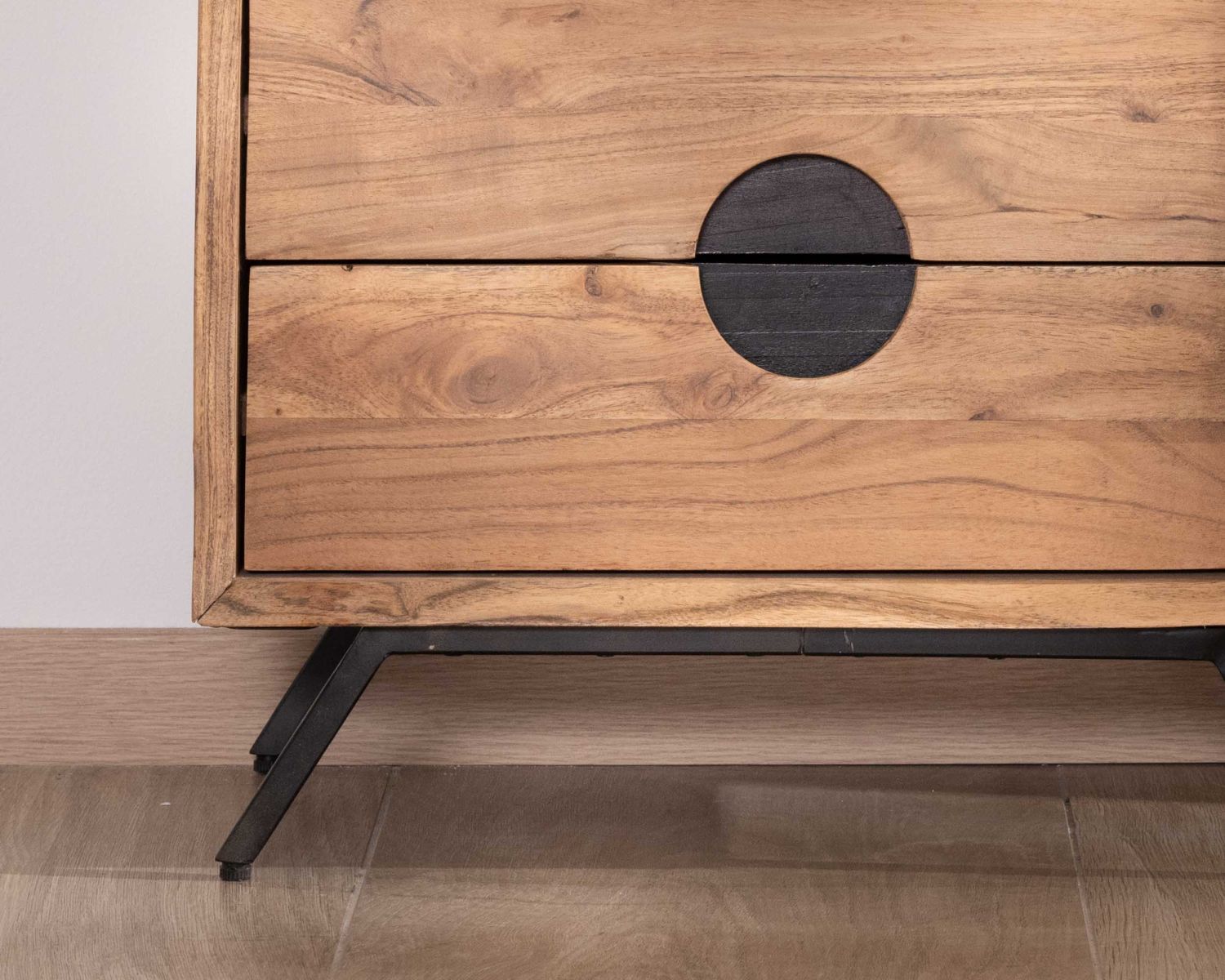 Mueble vertical de acacia con 6 cajones «Spot»