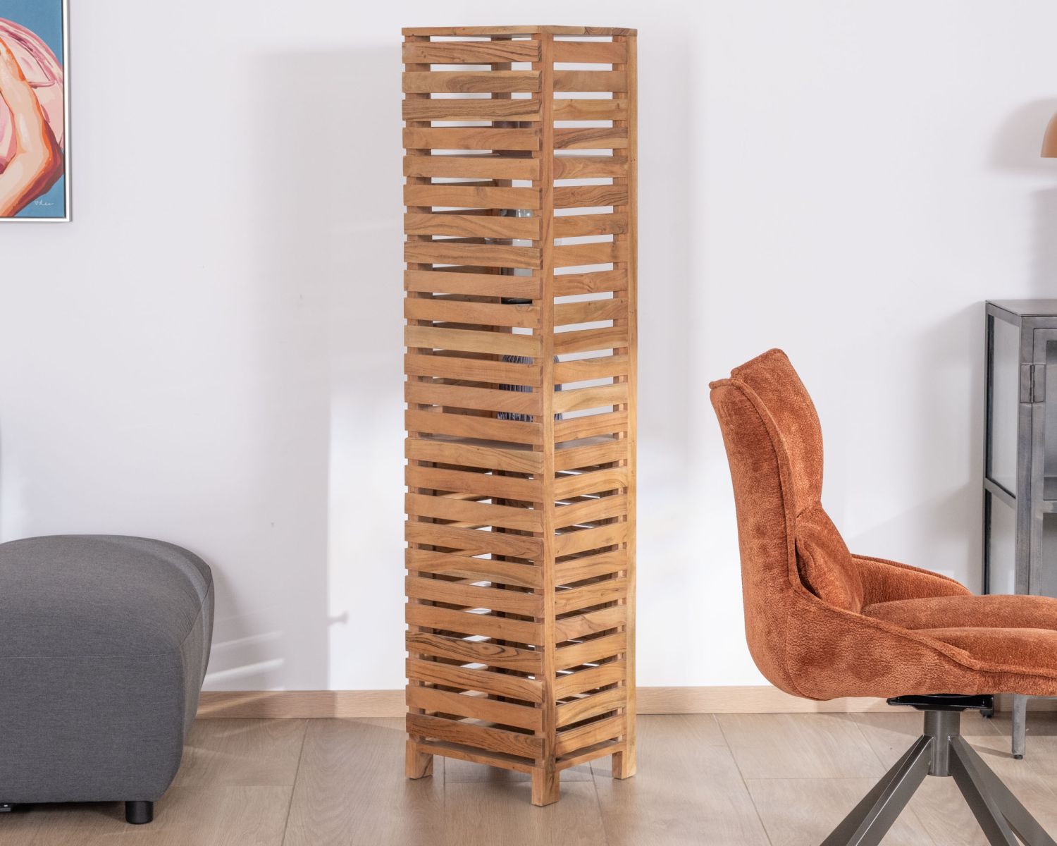 Columna de almacenamiento «Conoa» con estructura de persiana de acacia