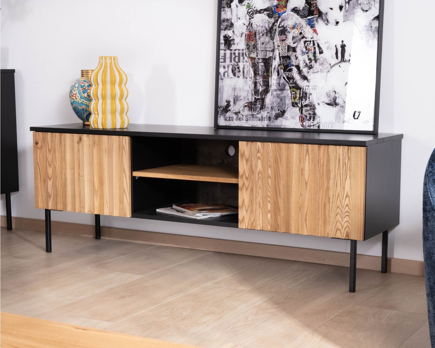 Sofá-vitrina de 160 cm con dos puertas, de madera maciza de fresno aceitada, modelo «Sydney»