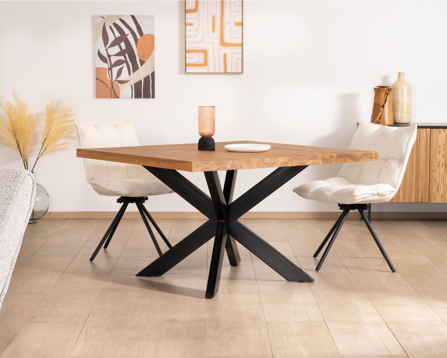 Mesa de comedor cuadrada de teca con patas de metal, 130 cm, «Zenia»
