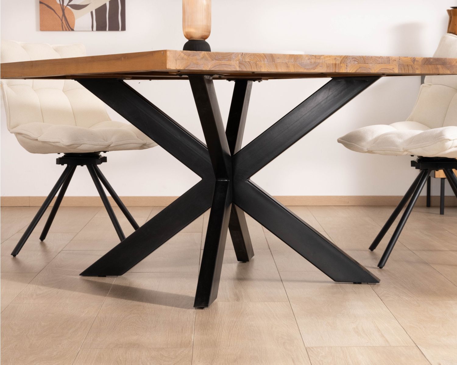 Mesa de comedor cuadrada de teca con patas de metal, 130 cm, «Zenia»