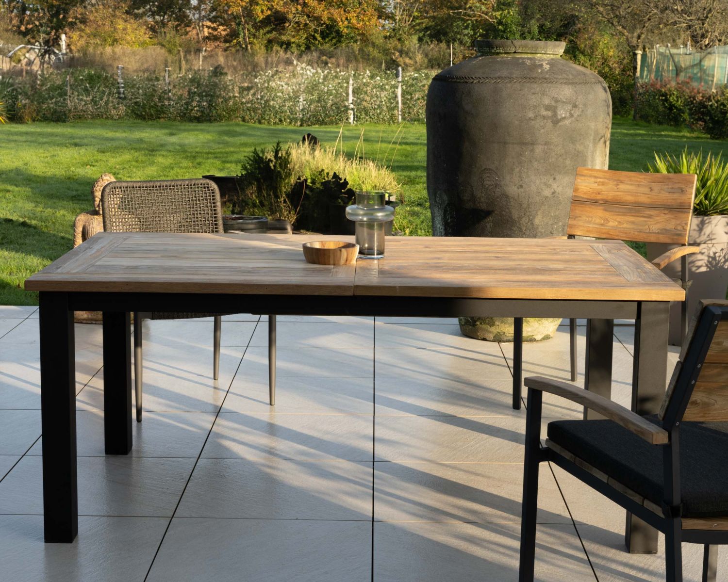 Mesa de jardín de 180 a 240 cm con extensión central «Ozone», de teca y aluminio