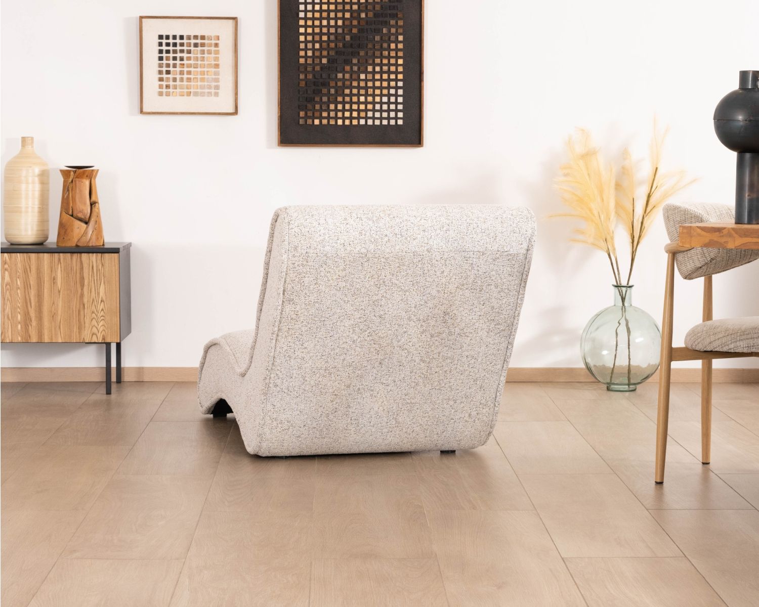 Tumbona de diseño para interior, de tela tejida en color blanco roto «Syltan»