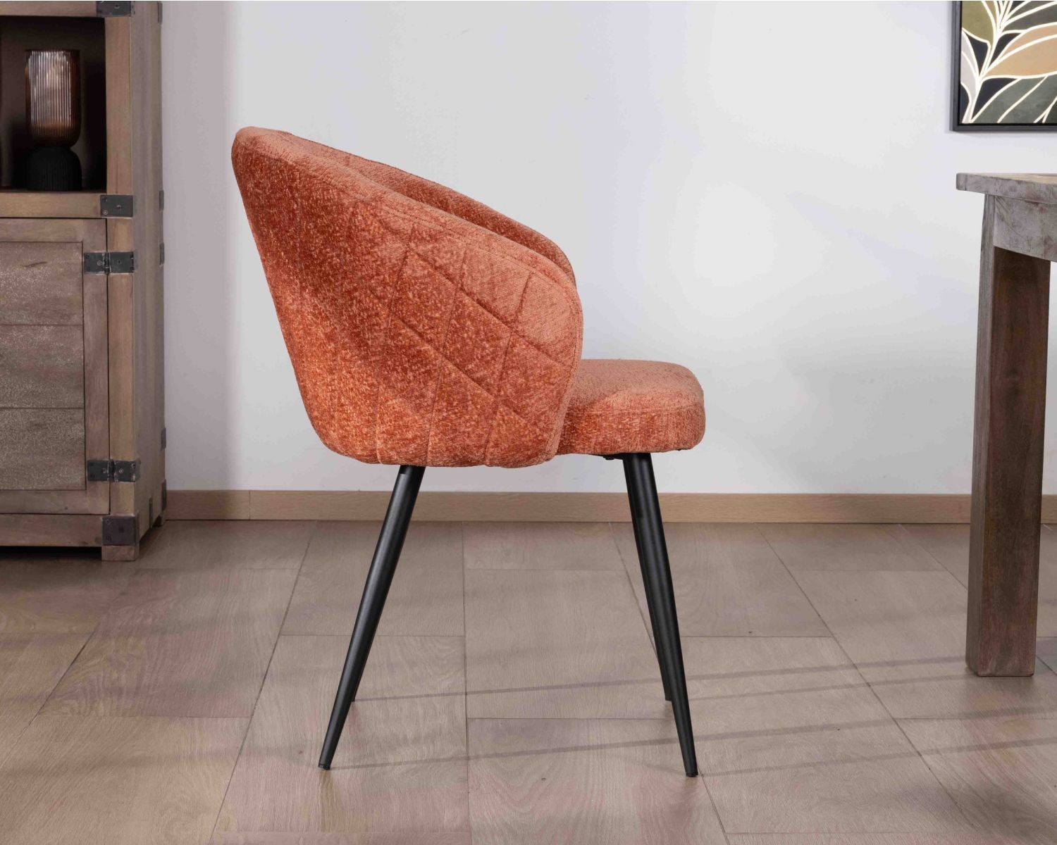 Lote de 2 sillas contemporáneas y envolventes de tela rizada color terracota «Kandy»