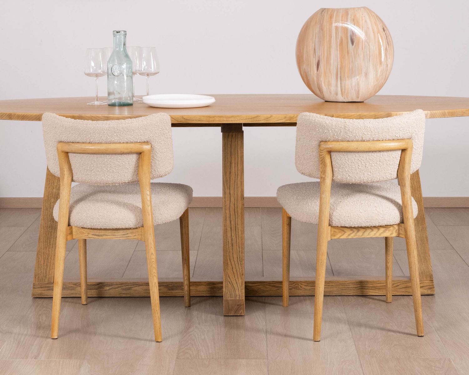 Lote de 2 sillas de estilo escandinavo en fresno natural y tela beige «Isadora»