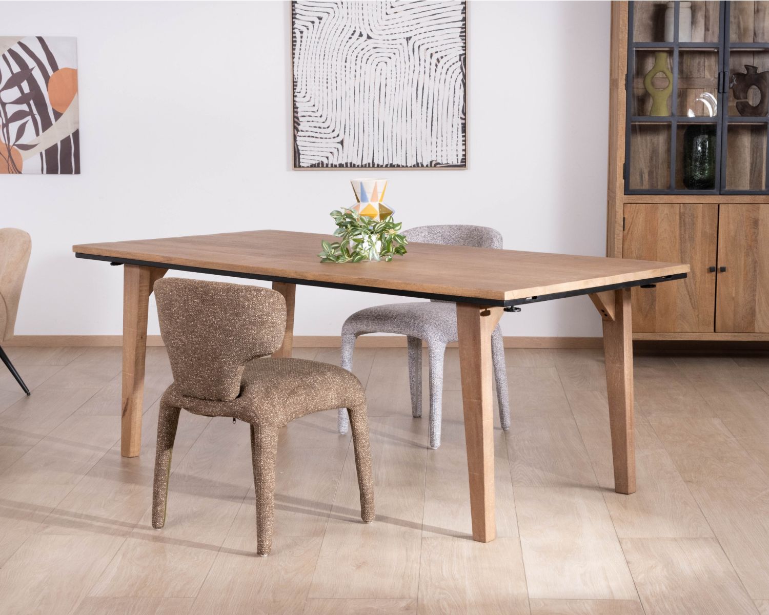 Mesa de comedor extensible de 200 a 280 cm, de madera maciza de mango «Santo», de estilo minimalista