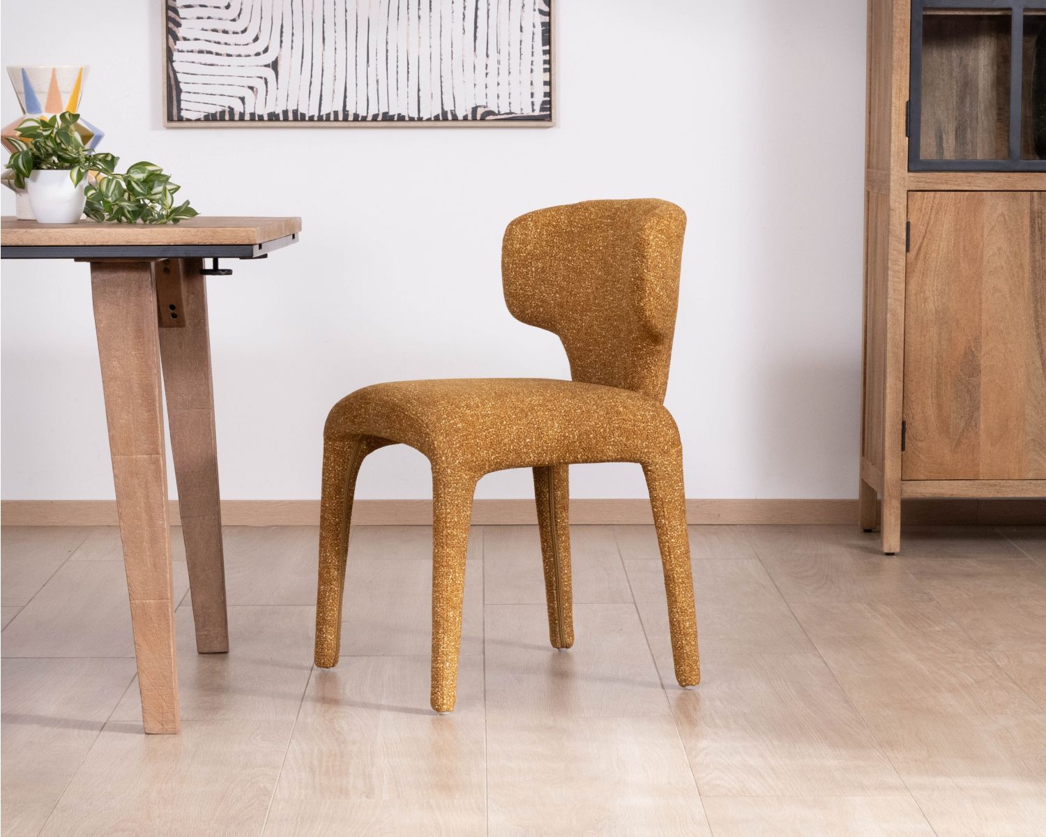 Lote de 2 sillas de comedor de diseño «Milano» con tapizado integral en tela amarillo mostaza