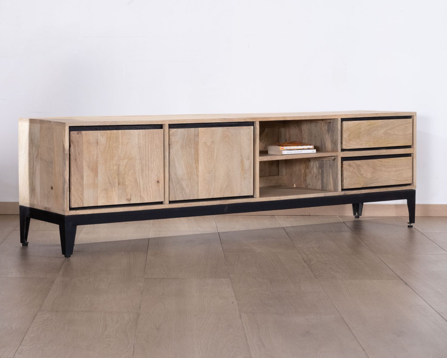 Mueble de televisión grande bicolor de madera de mango con puertas, compartimentos y cajones «Bocca», 180 cm