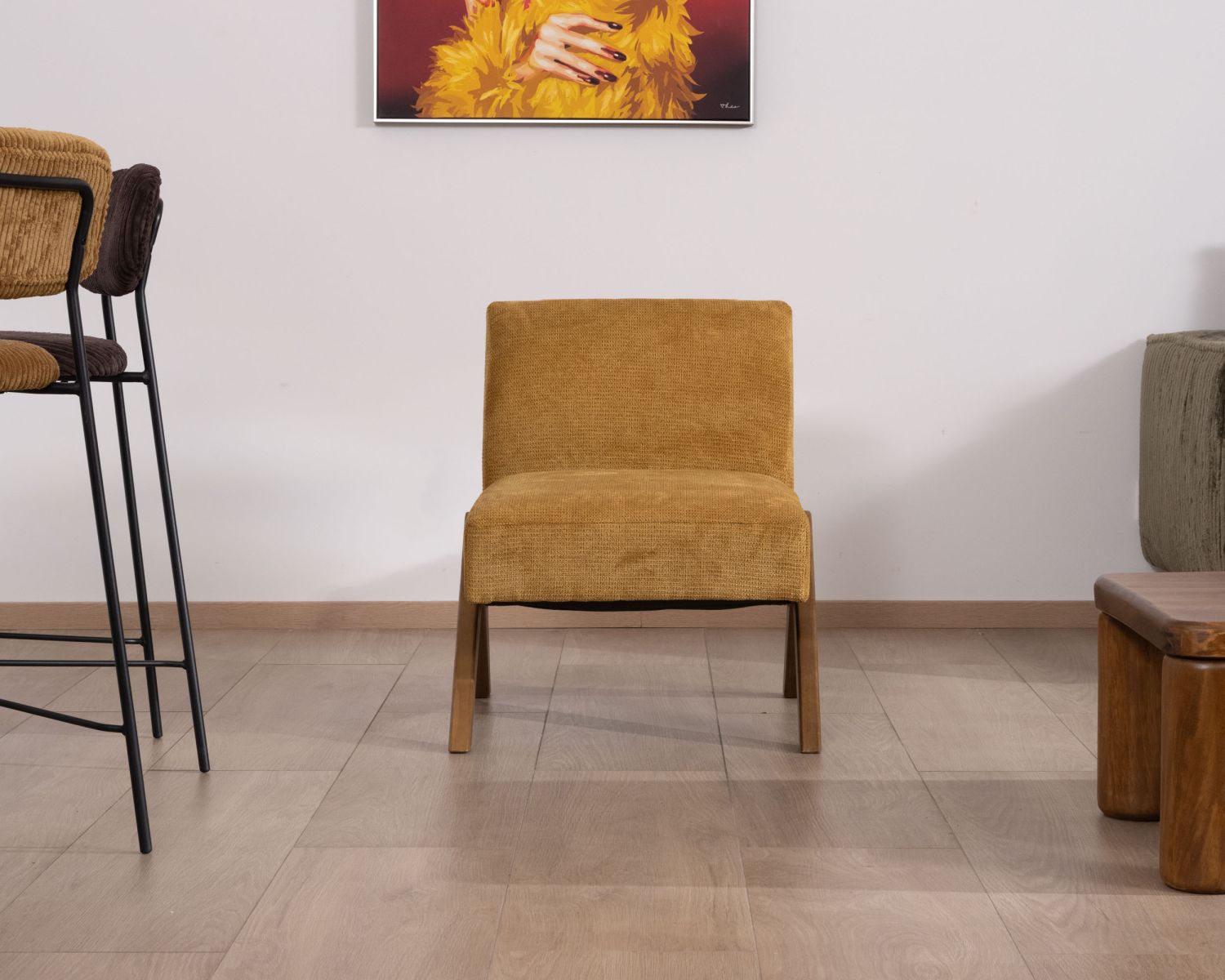 Sillón de estilo vintage con patas en forma de boomerang «Tolga», color amarillo mostaza