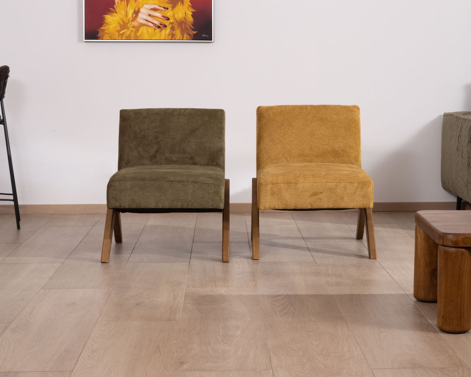 Sillón de estilo vintage con patas en forma de boomerang «Tolga», color amarillo mostaza